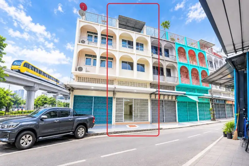 260927pnmstaw ให้เช่า โรงแรม รพ.เวชธานี โรงแรม ให้เช่าอาคารพาณิชย์ 4 ชั้น ลาดพร้าว103-113 18ตร.ว. 280ตร.ม. 3-4นอน 3น้ำ MRTบางกะปิ 598 ม.